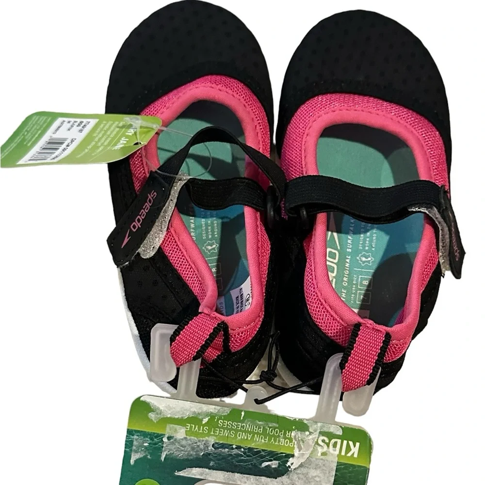 Speedo‎ Mary Jane Water Shoes Black with pink trim medium (7-8) NWT